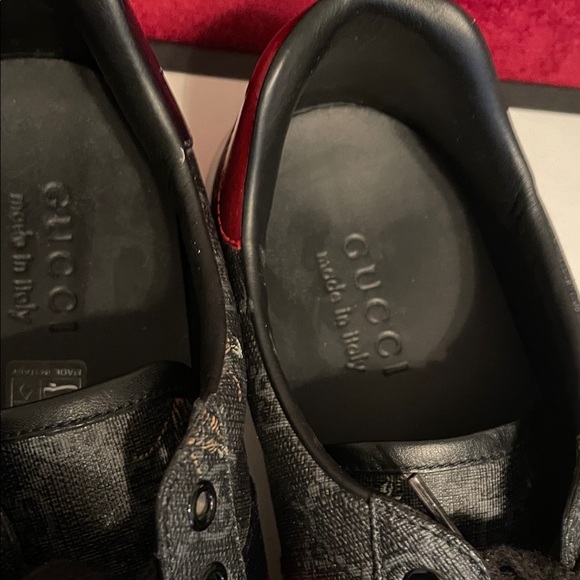 Gucci Men's Black Sneakers with Red Stripe - Picture 10 of 12